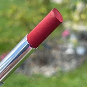 M.A.C COSMETICS Locked Kiss 24HR Lipstick In Extra Chili(Orange Red)